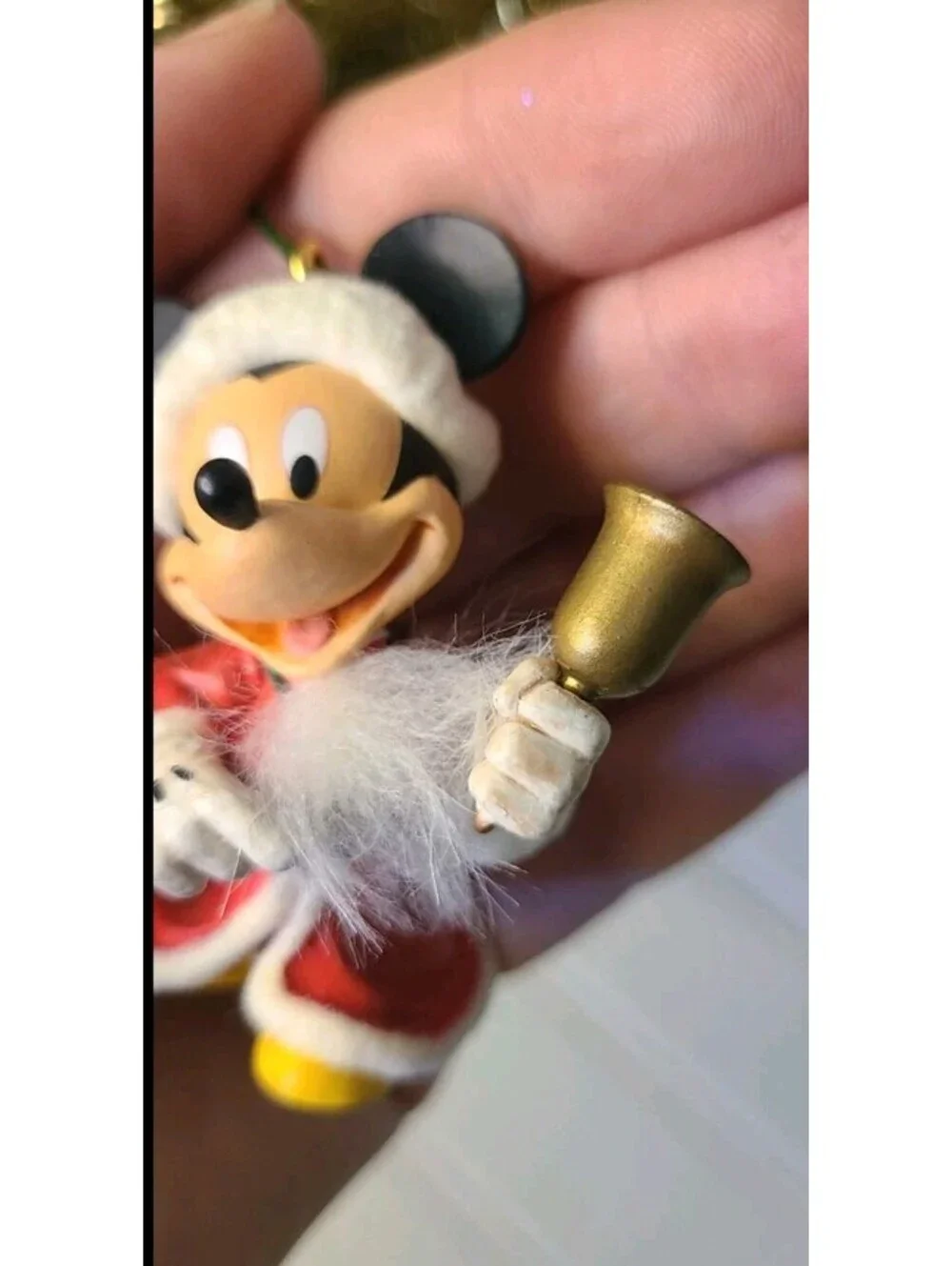 2006 Hallmark Keepsake Ringing in Christmas Disney Mickey Mouse ornament